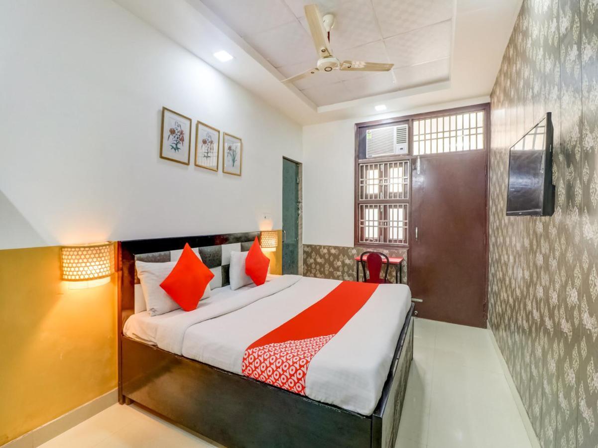 Oyo 74060 Taj Residency Hotel New Delhi Exterior photo