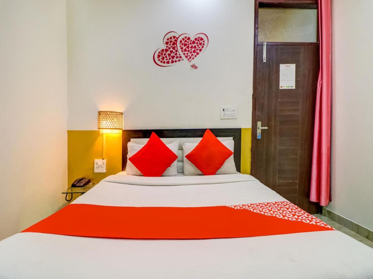 Oyo 74060 Taj Residency Hotel New Delhi Exterior photo