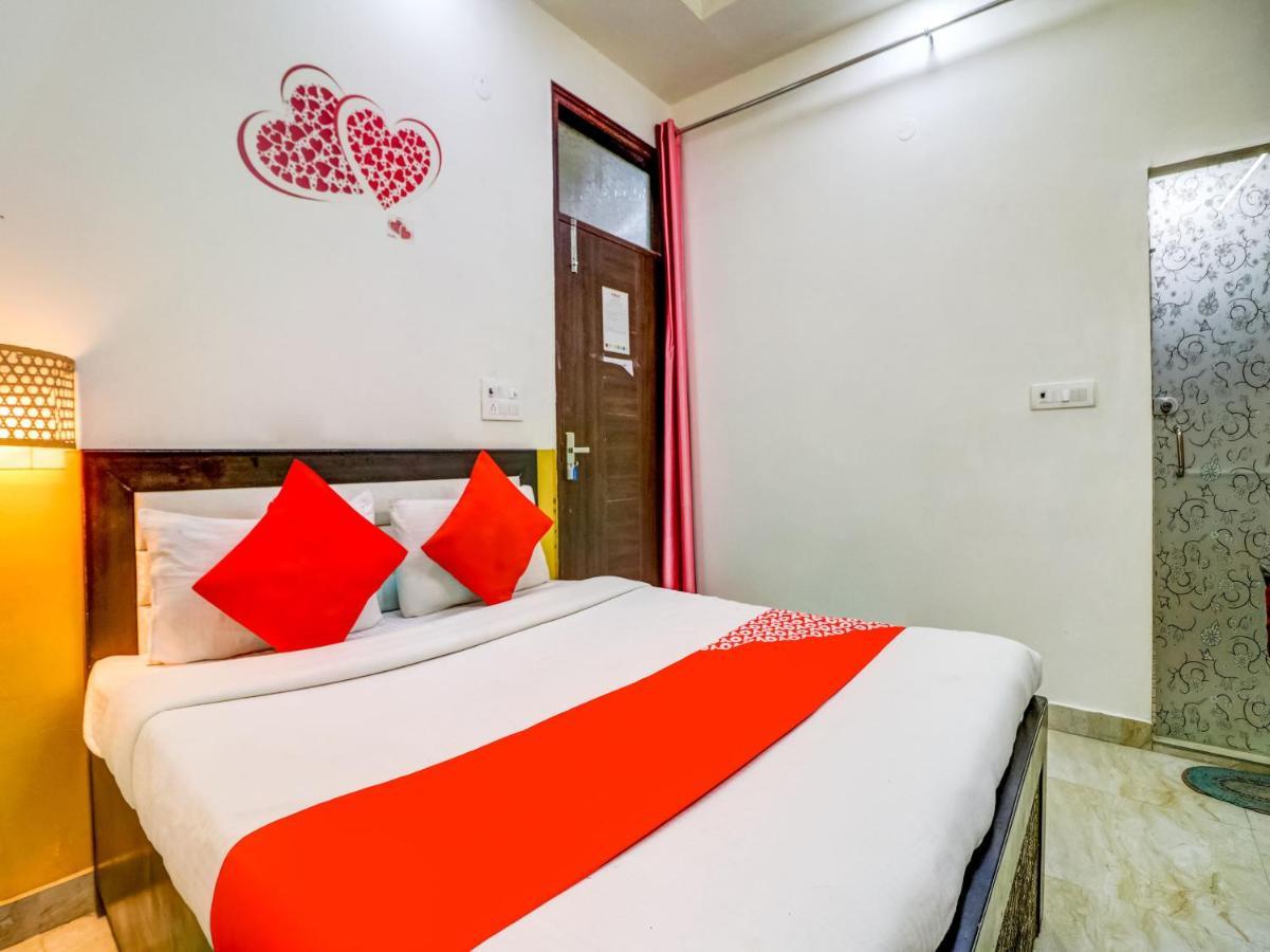 Oyo 74060 Taj Residency Hotel New Delhi Exterior photo